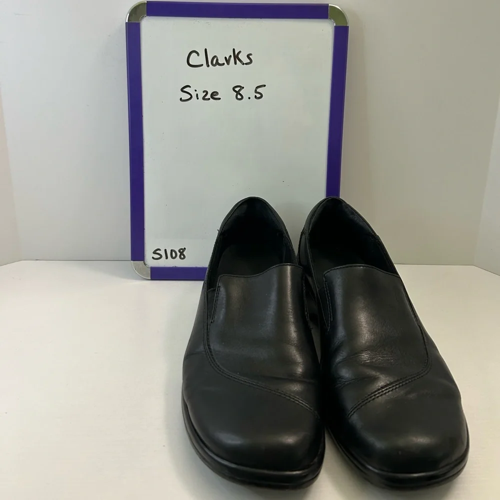Clark’s Comfort Black Neutral Loafer Size 8.5
